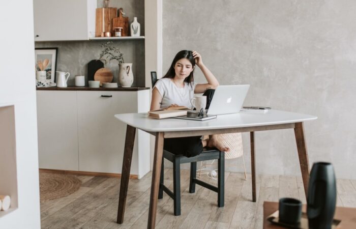 Tips to Succeed in an Online Course by Jung