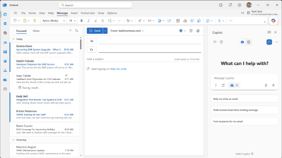 Khung Copilot mở bên phải email với các gợi ý soạn thảo